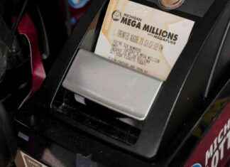 $1.1 Billion New Jersey Mega Millions Winner Comes Forward After 9 Months 11-billion-new-jersey-mega-millions-winner-comes-forward-after-9-months