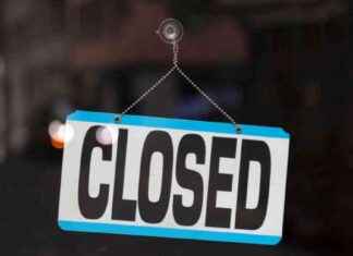 New Year’s Eve Hours for Banks, USPS, Grocery Stores, and More: Open and Closed Information new-years-eve-hours-for-banks-usps-grocery-stores-and-more-open-and-closed-nformation