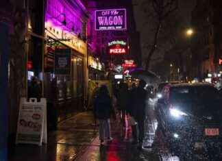 New York City New Year’s Eve Weather Forecast: Rain and Warm Temperatures Expected new-york-city-new-years-eve-weather-forecast-rain-and-warm-temperatures-expected