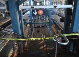 NYC Subway Vigil Planned for Woman Set on Fire: Mystery Identity nyc-subway-vigil-planned-for-woman-set-on-fire-mystery-dentity