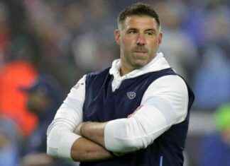 Mike Vrabel Interviewed by Jets in Head Coaching Search mike-vrabel-nterviewed-by-jets-in-head-coaching-search