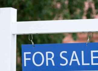 Restricting Hedge Funds from Buying New Homes in New York: Regulations Explained restricting-hedge-funds-from-buying-new-homes-in-new-york-regulations-explained