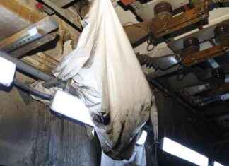 The Dangers of Old Electrical Equipment in NYC Subways: Exploding Frequencies the-dangers-of-old-electrical-equipment-in-nyc-subways-exploding-frequencies