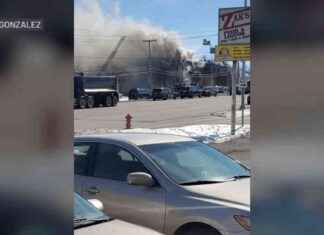 Fire in Southwest Suburbs Displaces Apartment Building Residents fire-in-southwest-suburbs-displaces-apartment-building-residents