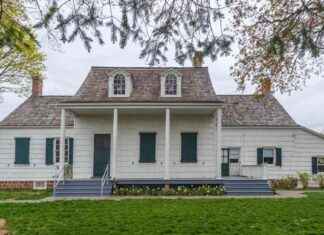 Historic Farmhouse in Marine Park, Brooklyn Becomes Living Museum historic-farmhouse-in-marine-park-brooklyn-becomes-living-museum