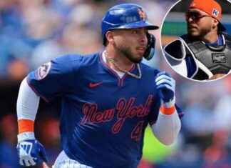 Francisco Alvarez Returns to Mets Camp Post Hand Surgery. francisco-alvarez-returns-to-mets-camp-post-hand-surgery