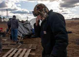 New York Prison Strike Ends: 75% Officers Return to Work new-york-prison-strike-ends-75-officers-return-to-work