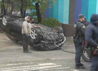 Car Crashes from Jersey City Garage Onto Sidewalk Near Daycare car-crashes-from-jersey-city-garage-onto-sidewalk-near-daycare