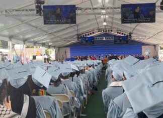 Challenges Faced by Columbia University’s Acting President During Graduation Speech challenges-faced-by-columbia-universitys-acting-president-during-graduation-speech