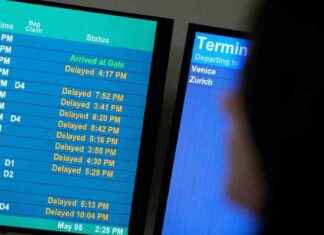 FAA Extends Flight Limits at Newark Airport Due to Controller Shortage and Tech Issues faa-extends-flight-limits-at-newark-airport-due-to-controller-shortage-and-tech-ssues