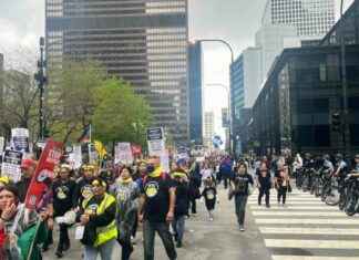 May Day Protesters Cause Traffic Chaos in Chicago Loop may-day-protesters-cause-traffic-chaos-in-chicago-loop