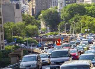 Memorial Day Weekend Travel Tips: NYC Traffic and Delays Guide memorial-day-weekend-travel-tips-nyc-traffic-and-delays-guide