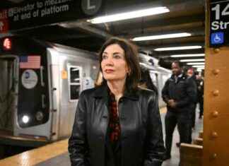 NYC Mayoral Candidates Push for Subway Control nyc-mayoral-candidates-push-for-subway-control