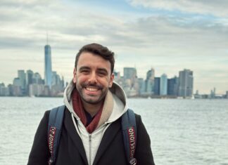 2150 Hempstead Turnpike Elmont NY 11003: Why Visit This Spot?