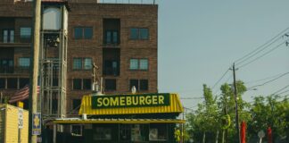 Colony Diner Hempstead Turnpike: Why Locals Can’t Stop Talking