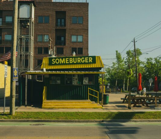 Colony Diner Hempstead Turnpike: Why Locals Can’t Stop Talking Hempstead City News
