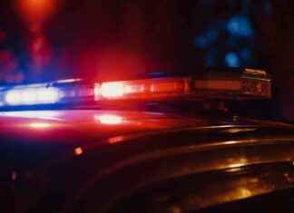 Police Officers Hospitalized After Being Shot While Responding to ‘Suspicious Person’ Report police-officers-hospitalized-after-being-shot-while-responding-to-suspicious-person-report