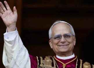 Pope Leo XIV honored by Chicago White Sox fans pope-leo-xv-honored-by-chicago-white-sox-fans