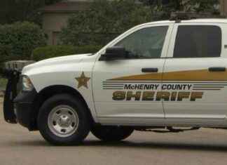 Suburban Crash Injures Four, One Seriously Hurt suburban-crash-njures-four-one-seriously-hurt