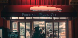 Hempstead TX Pizza Hut: Discover Delicious Deals Near You