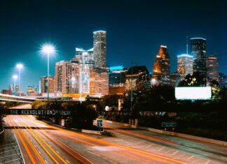 Houston Premium Outlets Hempstead Road Cypress Texas: Why Shop Here?