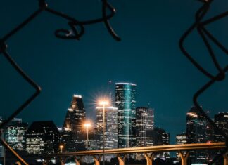 Houston Premium Outlets 29300 Hempstead Road Cypress TX: Discover Deals