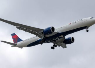 The Economics of Airline Diversions: Unveiling Delta Flight DL275 Diverted at LAX Delta Flight DL275 diverted, DL275 LAX diversion, Delta emergency landing LAX, DL275 flight update, Delta diverted flight news, DL275 incident report, LAX airport flight diversion
